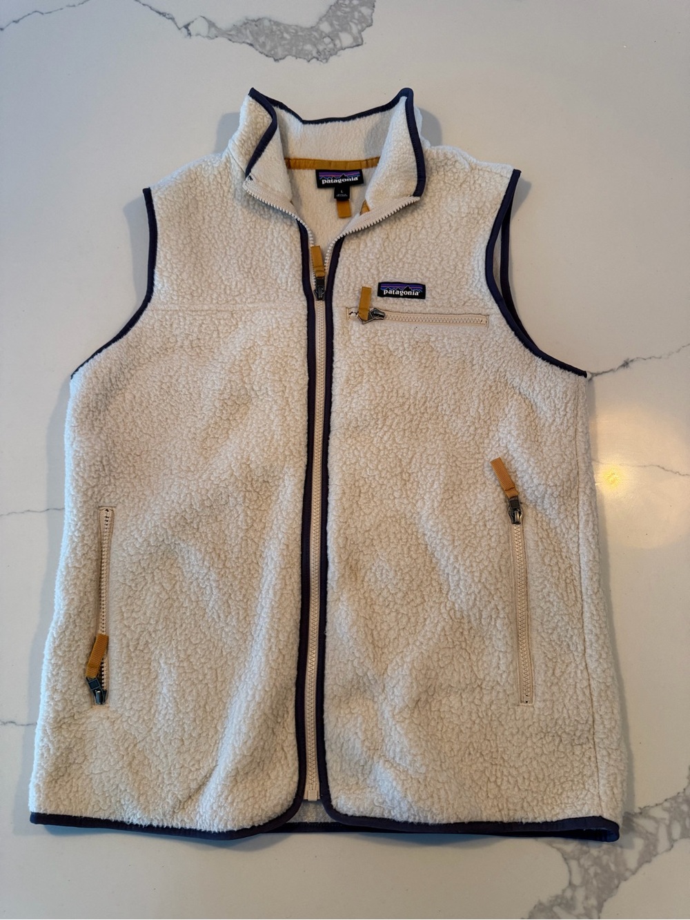 Patagonia women’s Cream Retro Fleece Vest - Sherpa Zip-Up